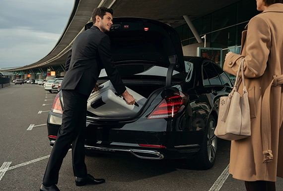 Luxury Car Transportation Service​